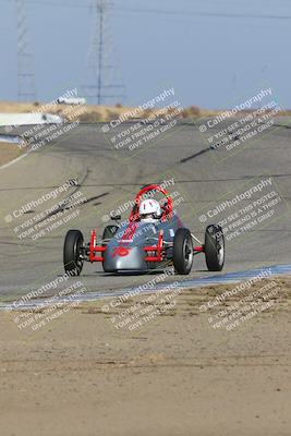 media/Nov-19-2022-CalClub SCCA (Sat) [[baae7b5f0c]]/Group 1/Race (Outside Grapevine)/